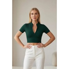 No 35 Concept Kadın Yeşil Yarım Fermuarlı ve Kısa Kollu Crop Top Bluz – Şık, Rahat ve Kolay Kombinlenebilir