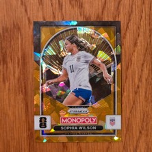 Panini Monopoly Prizm Sophia Wilson Gold Cracked Ice Oyun Kartı No.95
