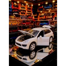 Oyuncak Sahili Porsche Cayenne Turbo 1.36 Diecast Orjinal 12CM Metal Kutuda Orjnal Araba Çekbırak Kapılar Açılır Beyaz