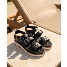 Futsi Shoes Garnet Siyah Hakiki Deri Çift Toka Detaylı Kadın Sandalet Ayakkabı