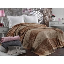 Doux Home Collection Doux Home Ağaç Rekli Desen Triko Yatak Örtüsü 220 x 240