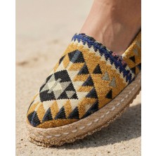 Futsi Shoes Camellıa Sarı Kilim Desenli Hasır Taban Nakış Detaylı Hakiki Deri Kadın Etnik Desen Espadril Ayakkabı