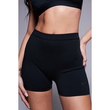 Nike Boyshorts Womens Tight Short Kadın Antreman Tayt Şort Siyah