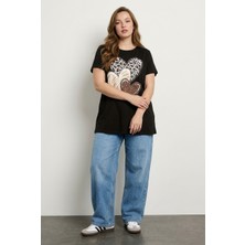 Stil Diva Bisiklet Yaka Kısa Kollu Baskılı Esnek Kumaşlı T-Shirt