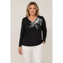 Bihan Store Kadın V Yaka Çiçek Baskılı Penye Bluz - Y26-637-SIYAH