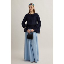 Zülays Beli Gipe Detaylı Bluz Lacivert