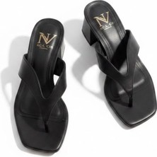 Ne&Ve Shoes Siyah Deri Parmak Arası Kadın Kalın Topuklu Terlik