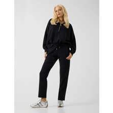 Guess Nat Kadın Aktif Regular Fit Scuba Eşofman Altı