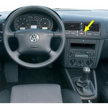 CME PARTS Vw Bora 1999-2005 Uyumlu Kırmızı Üçgen Dörtlü Flaşör Düğmesi 1J0953235J
