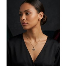 Mia Donna Jewelry Mia Donna Kraliçe Taçı Işıltılı Çelik Kolye