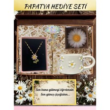 Perry Accessories Kararmaz Çelik Papatya Kolye ,kupa Bardak,papatya Mum ve Sonsuzluk Gül Hediye Sepeti