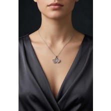 Mia Donna Jewelry Mia Donna Elegant Tasarım Kalp Formlu Kuğu Kolye - Gold