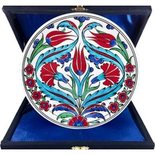 Çini Evi Iznik Çini Tabak  Turkuaz Lale ve Karanfil Desenli 18 cm