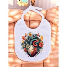 Lili Hediyelik Kalp ve Çiçek Baskılı 2 Adet Bebek Mama Önlüğü