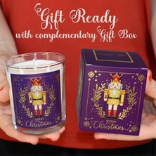 Fantastik Store Charm Lab Candle – Kurşun Asker (Nutcracker) Tasarımlı Mum, Mor Renk Temalı, 135 G Doğal Bio Balmumu, 40 Saat Yanma Süresi, Cam Kavanoz, Şık Bristol Kutulu, Yılbaşı Koleksiyonu Hazır Hediye