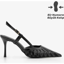 Marjin Kadın Stiletto Sivri Burun Arkadan Bantlı Şerit Detaylı Fileli Klasik Topuklu Ayakkabı Sivon Siyah