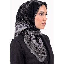 Hadiora Siyah Gri Çiçek Desenli Flamlı Pamuklu Eşarp