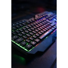 Redline RGK-664 Gaming Keyboard USB 2.0 Gökkuşağı Aydınlatmalı 10 Milyon Tuş Ömrü ile Ergonomik Tasarım