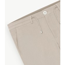 Altınyıldız Classics Erkek Bej Slim Fit Dar Kesim Beli Bağlamalı Yan Cep Gofre Desenli Pantolon