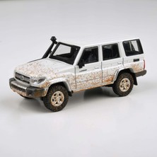 PARA64 1:64 2014 Toyota Land Cruiser 76 Off Road Effect