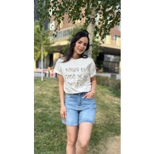 Leilaa Bisiklet Yaka Işlemeli T-Shirt