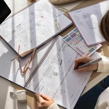 Süresiz Haftalık Spiralli Masaüstü Planlayıcı 24X34 cm - Desk Planner Bordo