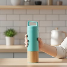 Shoplet 600 ml Bambu Tabanlı Kulplu Çelik Termos Mug - 5 Renk Seçenekli Sıcak/soğuk Tutucu Seyahat Bardağı (Turkuaz)