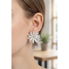 Shekka Lotus Model Beyaz Renk Kristal Taşlı Kadın Küpe