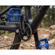 Heugers Gineyea M996 Rulmanlı Hightec Çivili Trial Bmx Pedal Mavi