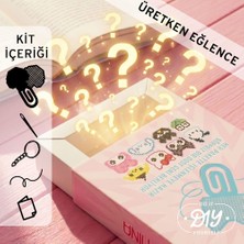 Etamina Hellomina Serisi: Sürpriz 8-Bit Pixel Art Çarpı İşi Kitap Ayracı Kiti- Minimalist Karakter Tasarımlı Hobi Seti