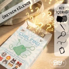 Etamina Ghiblimina Serisi: Sürpriz 8-Bit Pixel Art Çarpı İşi Anahtarlık Kiti- Minimalist Karakter Tasarımlı Hobi Seti