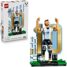 Nacario LEGO Editions Lionel Messi – Futbol Efsanesi 43015-12 Yaş ve Üzeri Çocuklar Için Figür ve Baskılı Isim Levhası Içeren Yaratıcı Oyuncak Yapım Seti, Doğum Günü Hediyesi Fikri (958 Parça)
