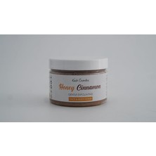 Nacario Kash Cosmetics Honey Cinnamon Scrub 180 ml – Yüz ve Vücut Için Doğal Peeling Kremi – Ölü Deri Temizleyici, Cilt Yenileyici, Nemlendirici, Hassas Ciltler Için Uygun