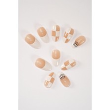 Nacario Pop Beauty Takma Tırnak Seti & Zararsız Yapıştırıcı Beyaz Kareli