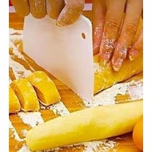 Nacario 3’lü Hamur Kazıyıcı ve Şekillendirici Set – Pasta Spatulası Seti – Kek Kreması Düzleştirici, Hamur Kesici, Fondan Şekillendirici, Dişli Kenar Dekor Aparatı