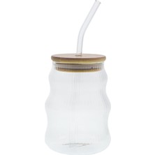 Nacario 500ML Bambu Kapaklı Cam Bardak, Cam Pipetli Silikon Kapak Contalı Ince Çizgi Desenli Sıcak Soğuk Içecekler Için Kahve Meyve Suları ve Çayları Için Ergonomik Şık Tasarım
