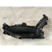 Sağ Basamak Plastiği (Max Pro 150 Arora)
