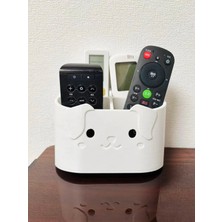 Demirhan3D 🐶🤍 Köpek Figürlü Kumanda Düzenleyici – Puppy Remote Stand | Beyaz 3D Baskı Kumandalık | Doğa Dostu Pla