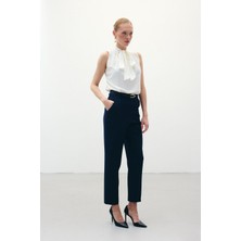 Sateen-Kemerli Pantolon