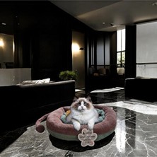 Solvéra Lüks Kuyruklu Su Yeşili Yatak: Şık ve Konforlu Tasarım Kedi ve Köpek Yatağı