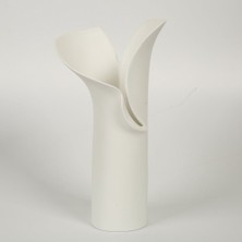 Evdema Beyaz Lilyum Vazo 10*19*35 cm AK.JM00014