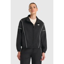 New Balance WNJ3542-BK Siyah Kadın Ceket M Beden Yaz Sezonu İçin Şık ve Rahat