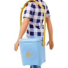 Maxi Trendy Ken Kampa Gidiyor Oyun Seti Ken ve Aksesuarları, 3 Yaş ve Üzeri Için Oyuncak HHR66