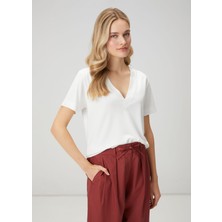  club kırık beyaz yanı yırtmaçlı basic t-shirt