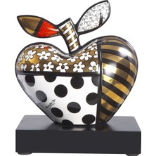 x Romero Britto Golden Big Apple