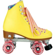 Moxi Beach Bunny Strawberry Lemonade Quad Paten