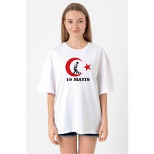 Zenviaa 19 Mayıs Atatürk Gençlik Spor Bayramı Baskılı Bisiklet Yaka T-Shirt - Beyaz ZENVIAAC12