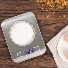 İlk El Grup Lüx Dijital Mutfak Terazisi 5 kg 1 gr Hassas Paslanmaz Çelik + Pil