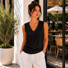Hayalet Kadın V Yaka Kolsuz T-Shirt Ultra Soft Basic Bluz