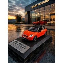 Scntoys Mini Cooper New Mini Hatch 1:26 Ölçek Diecast Model Araba Çek Bırak Özel Standlı Kutulu